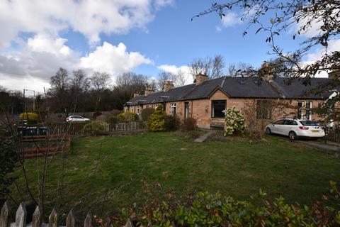 4 Squires Cottages, Perth, PH2 0BY
