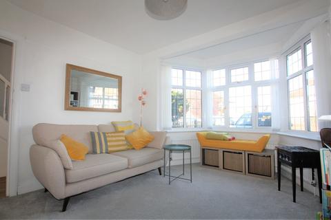 50 Oxford Close, Mitcham, CR4 1DZ