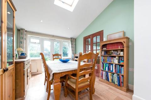 7 Bruce Grove, Orpington, BR6 0HF