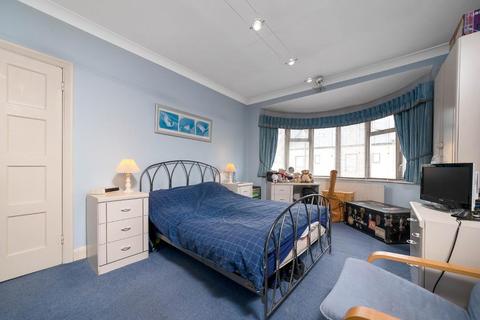 7 Bruce Grove, Orpington, BR6 0HF