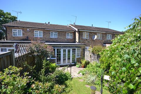 9 Parkside, Buckhurst Hill, IG9 5TB