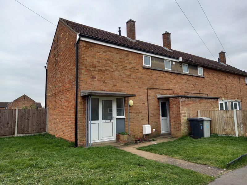 Manor Road, Lincoln 2 bed end of terrace house £595 pcm (£137 pw)