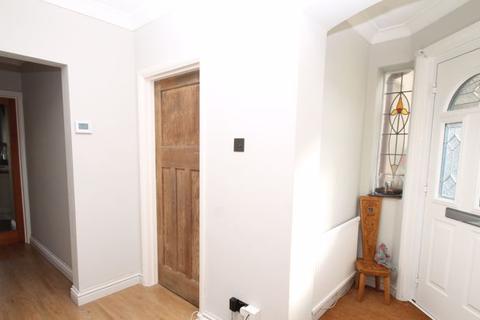 6 Ilex Road, Folkestone, CT19 4QA