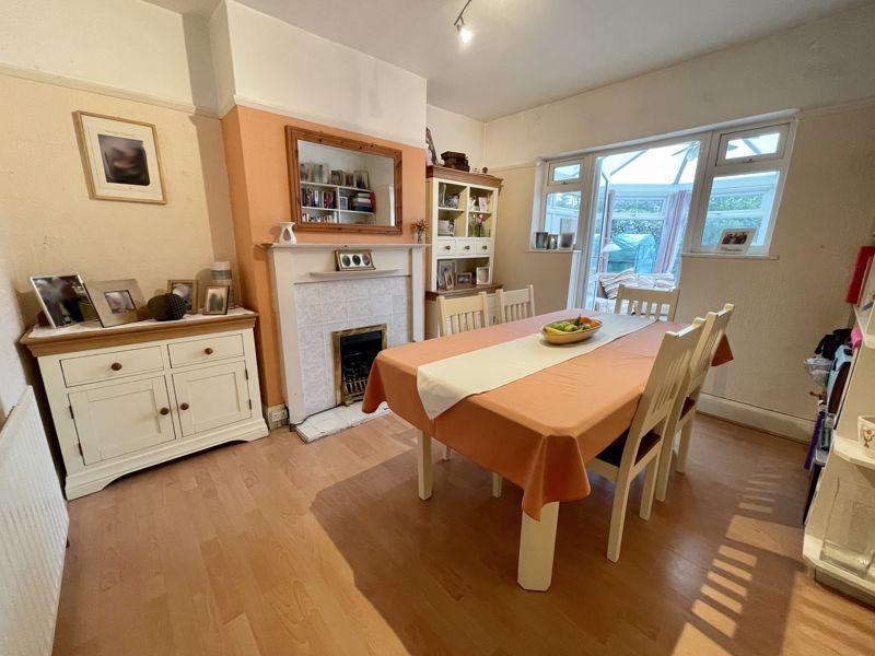 Shakespeare Road, Luton 3 bed semidetached house £350,000