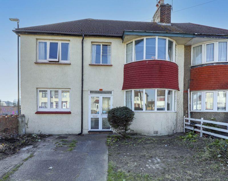 Nightingale Road, Edmonton, N9 5 bed semidetached house £500,000