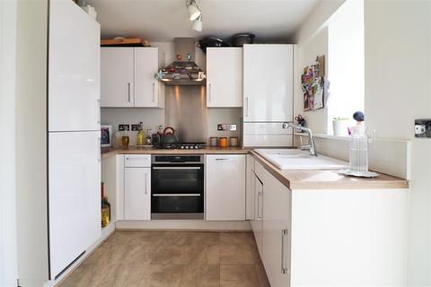 146 Ellingham View, Dartford, DA1 5UP