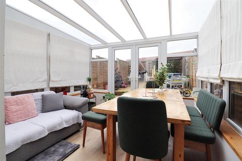 146 Ellingham View, Dartford, DA1 5UP