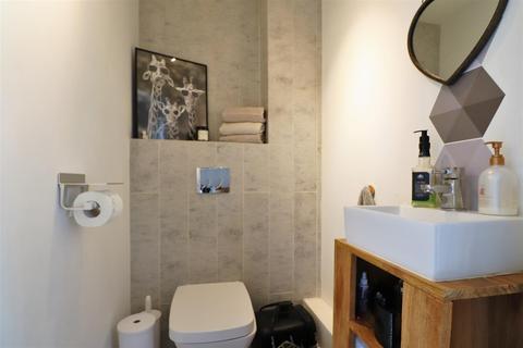 146 Ellingham View, Dartford, DA1 5UP