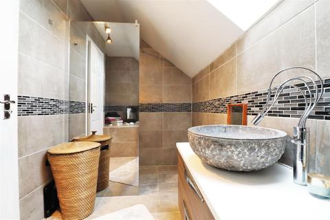 146 Ellingham View, Dartford, DA1 5UP