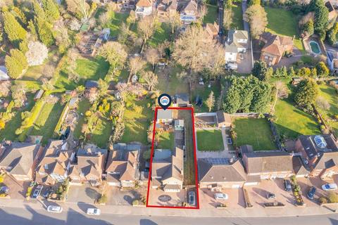 47 Armorial Road, Styvechale, Coventry, CV3 6GH