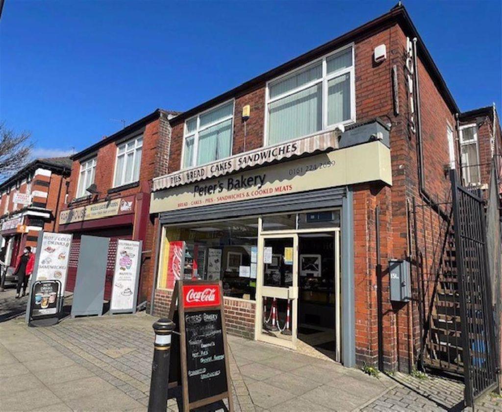 Lloyd St. South, Fallowfield, Manchester 3 bed apartment £900 pcm (£