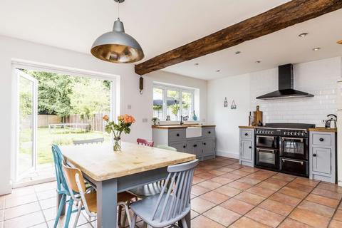 Stanton Broad Road, Hambrook, Chichester, PO18 8RG
