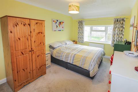38 Denton Drive, Brighton, BN1 8LS