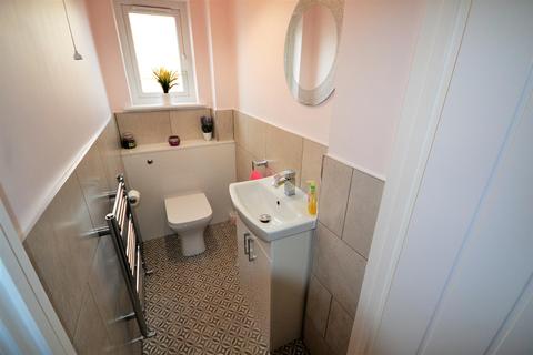 32 Cae Gwyrdd, St Clears, Carmarthen, SA33 4BE