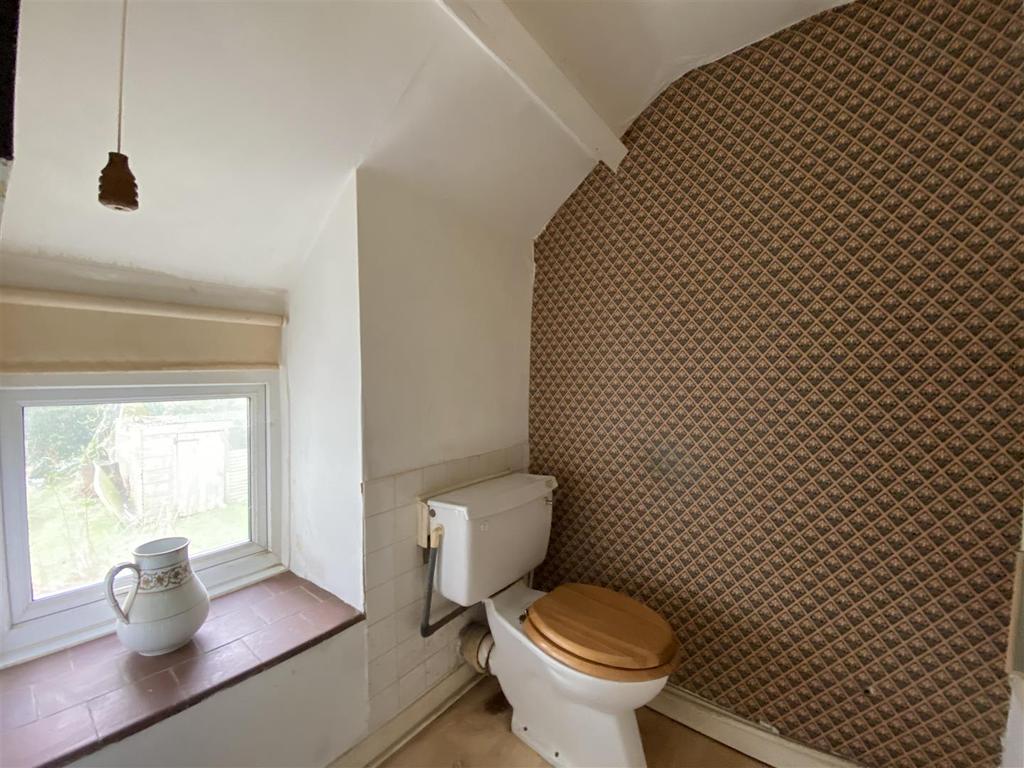 Separate WC