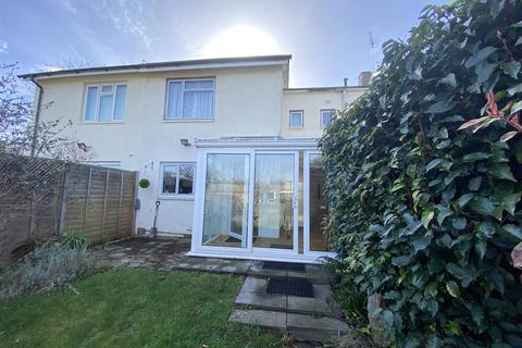 28 Briars Wood, Hatfield, AL10 8DG