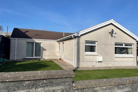 6 Bryn Avenue, Burry Port, SA16 0SG