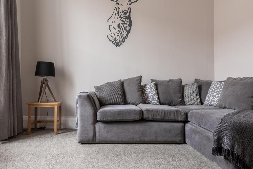 Leazers flat Bemyhome 69 HDR.jpg