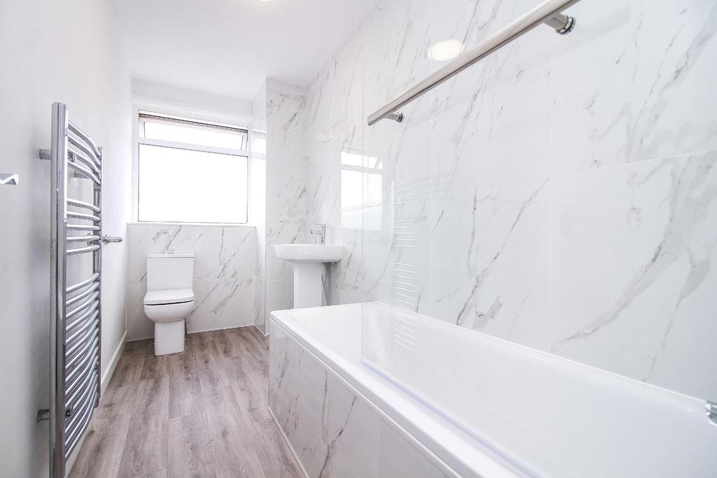 Winsford Avenue, Preston Grange, North Shields 3 bed terraced house £