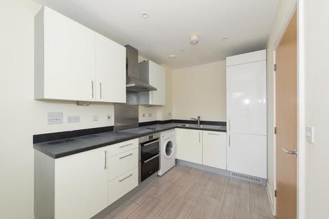 46 Parkview Way, Epsom, KT19 8FF