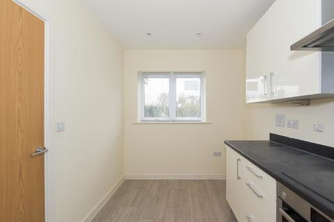 46 Parkview Way, Epsom, KT19 8FF