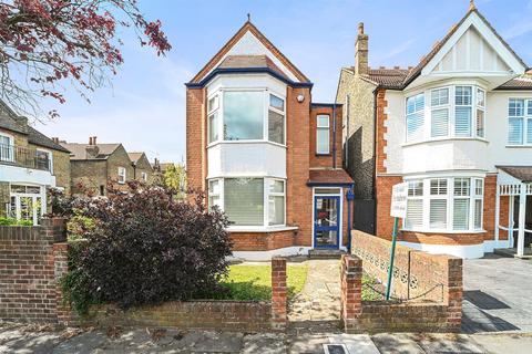 1a Hereford Road, London, E11 2EA