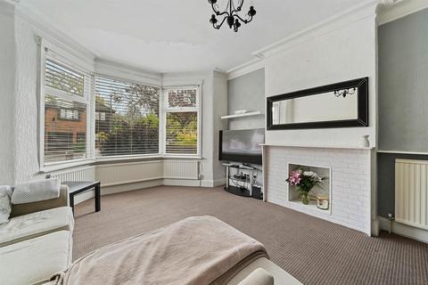 1a Hereford Road, London, E11 2EA