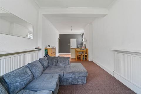 1a Hereford Road, London, E11 2EA