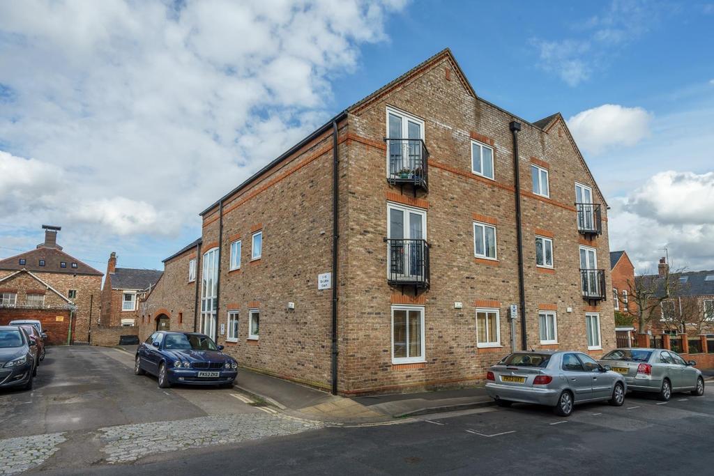 De Little Court, Vine Street, York 2 bed apartment £210,000