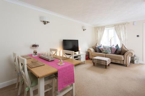 4 Carrs Meadow, Escrick, York, YO19 6JZ