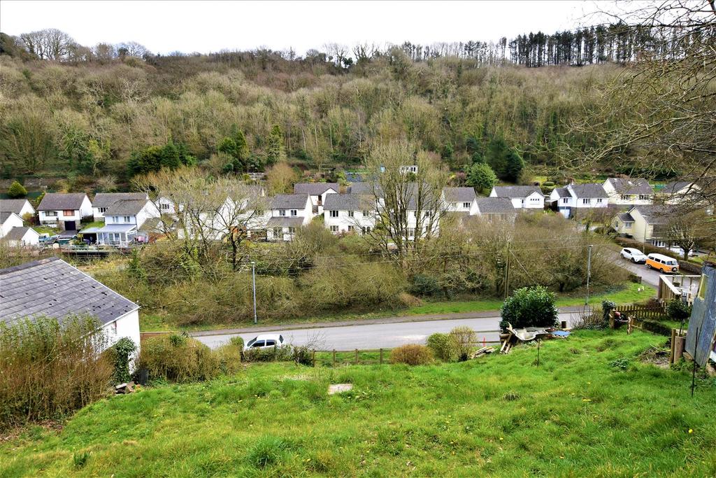 Higher Slade Road, Land £80,000