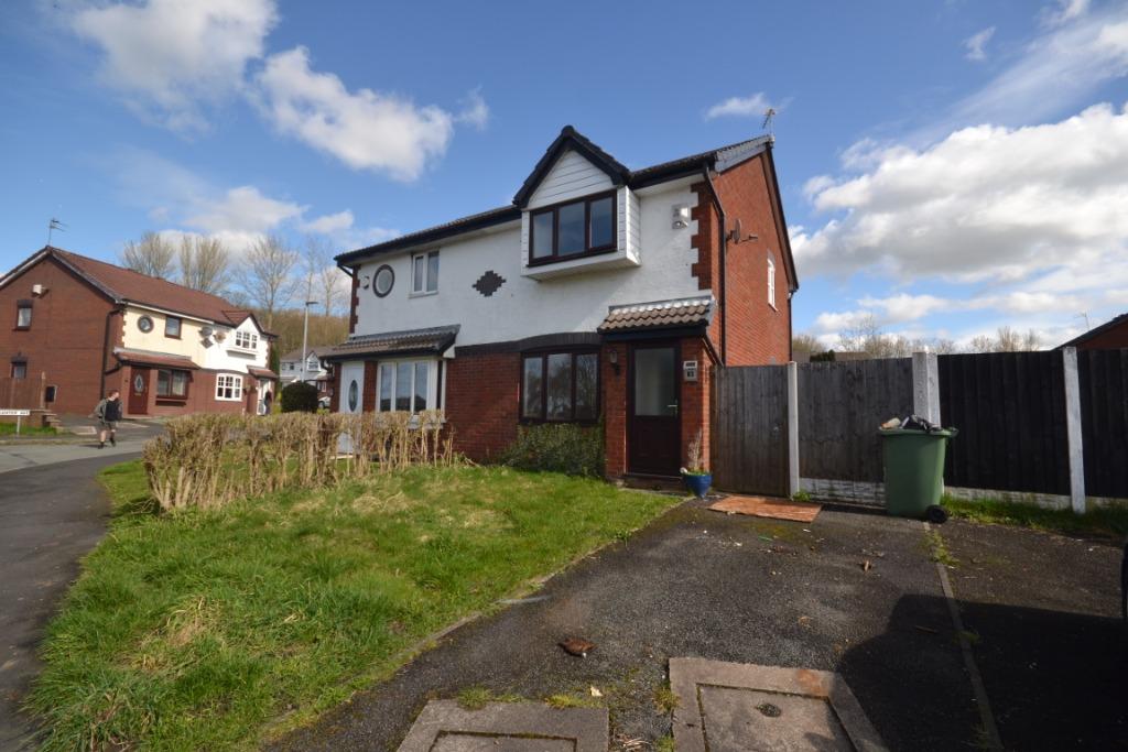 Falkirk Drive, Ince, Wigan, WN2 2 bed semidetached house £110,000