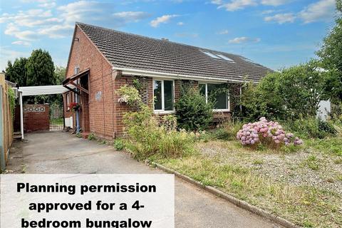 4 bedroom bungalow for sale, Orchard Way, Topsham