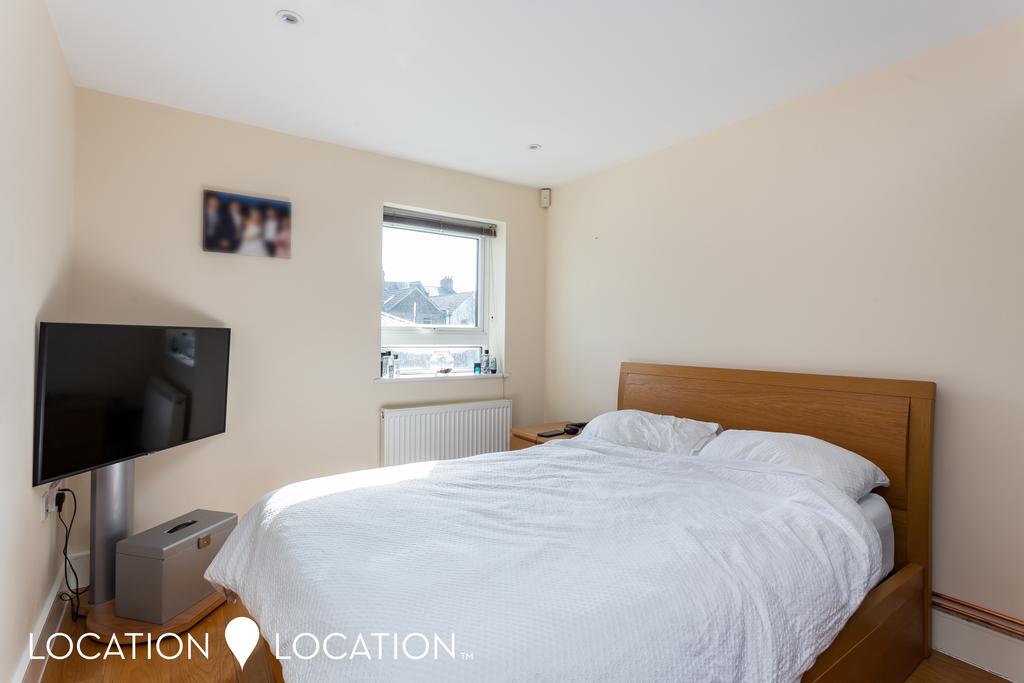 180320218 LLSN  Elwood Street  N5 1 EB 012.jpg