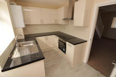 32 The Willows, Yate, Bristol, BS37 5XL