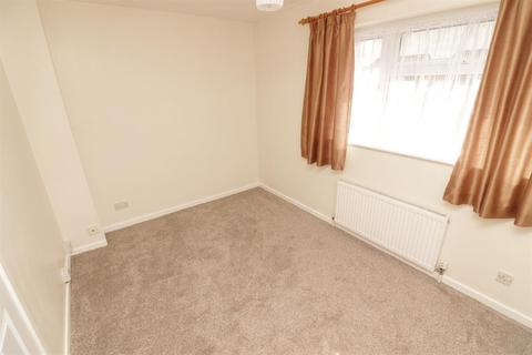 32 The Willows, Yate, Bristol, BS37 5XL