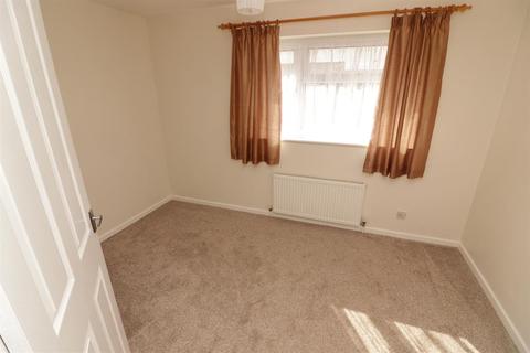 32 The Willows, Yate, Bristol, BS37 5XL