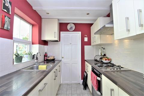 60 Albany Road, Crawley, RH11 7BZ