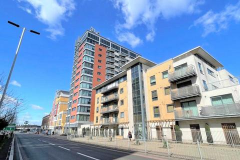 2 bedroom apartment for sale, City Gate House, Eastern Avenue, Ilford, IG2