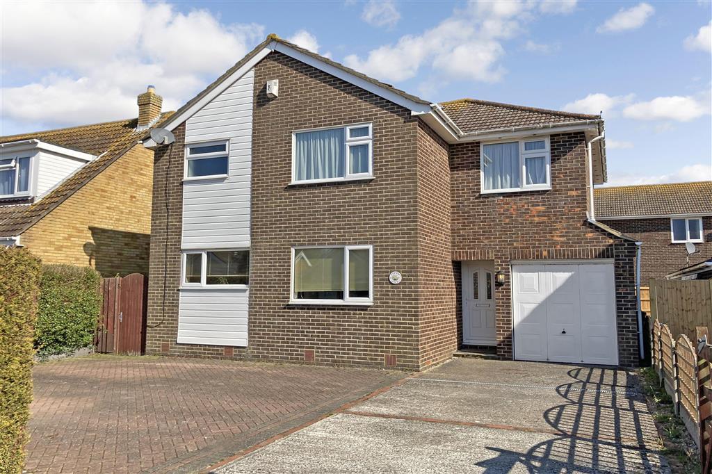 Blenheim Road, Littlestone, Kent 4 bed detached house for sale £425,000