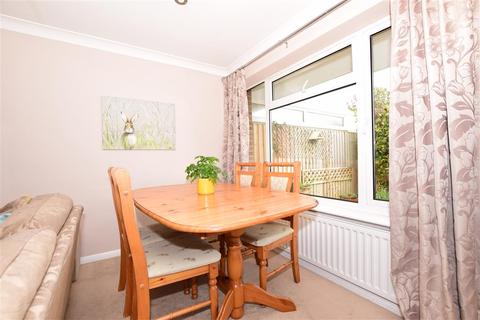 4 Ford Close, Bridge, Canterbury, CT4 5LX