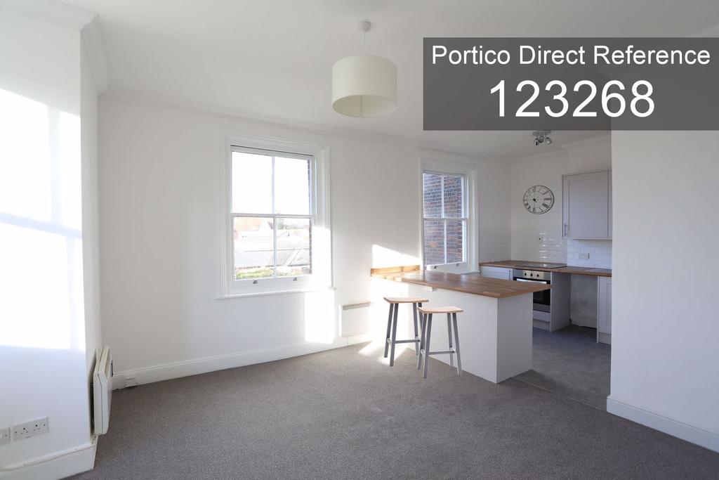 Victoria Road, Colchester, CO3 1 bed flat £802 pcm (£185 pw)