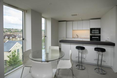 2 bedroom apartment to rent, Upper Oldfield Park