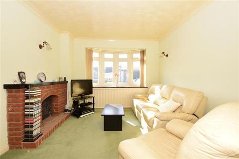 10 Bruce Grove, Wickford, SS11 8QN