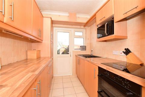 10 Bruce Grove, Wickford, SS11 8QN