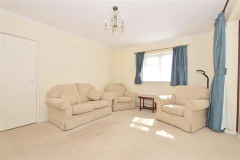 1 High Cross Fields, Crowborough, TN6 2SN