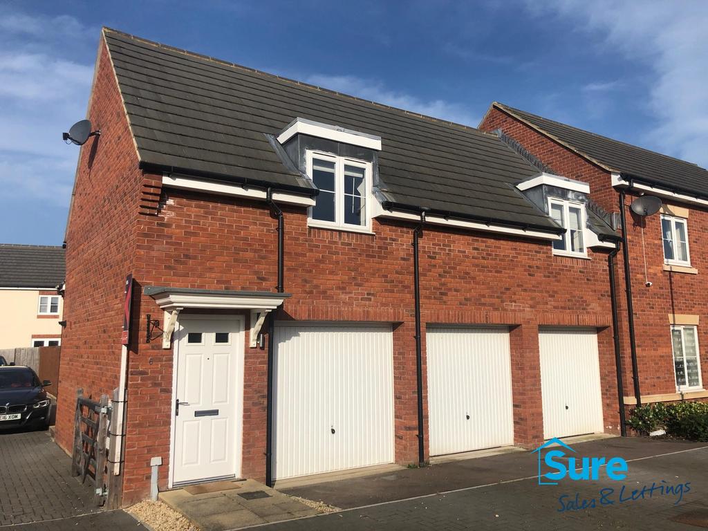 Mulberry Road, Coopers Edge, Brockworth. 2 bed coach house £850 pcm (£196 pw)