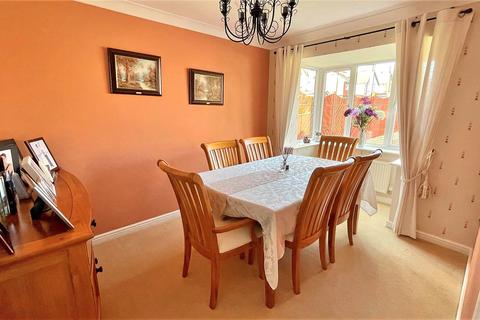 2 Ashleigh Vale, Barnsley, S70 3RL