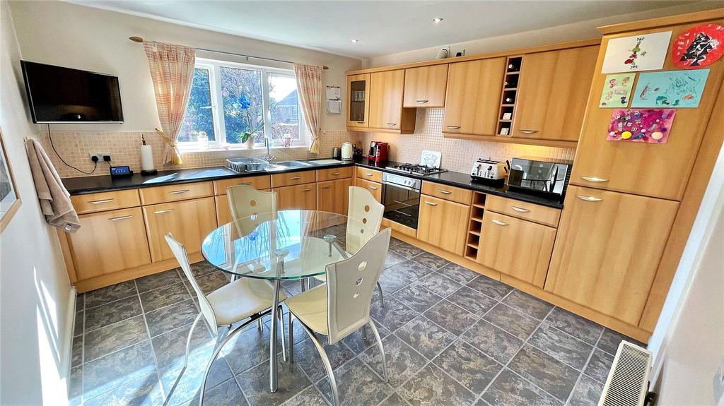 Dining Kitchen