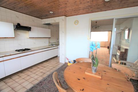 30 Rusper Road, London, N22 6RA